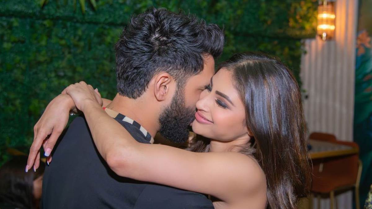 mouni roy new restaurant badmaash launch party mouni roy romantic photos with hubby suraj nambiar from event