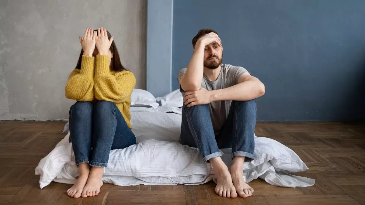 Relationship Tips: रिलेशनशिप में बिल्कुल बर्दाश्त न करें पार्टनर का ऐसा बर्ताव