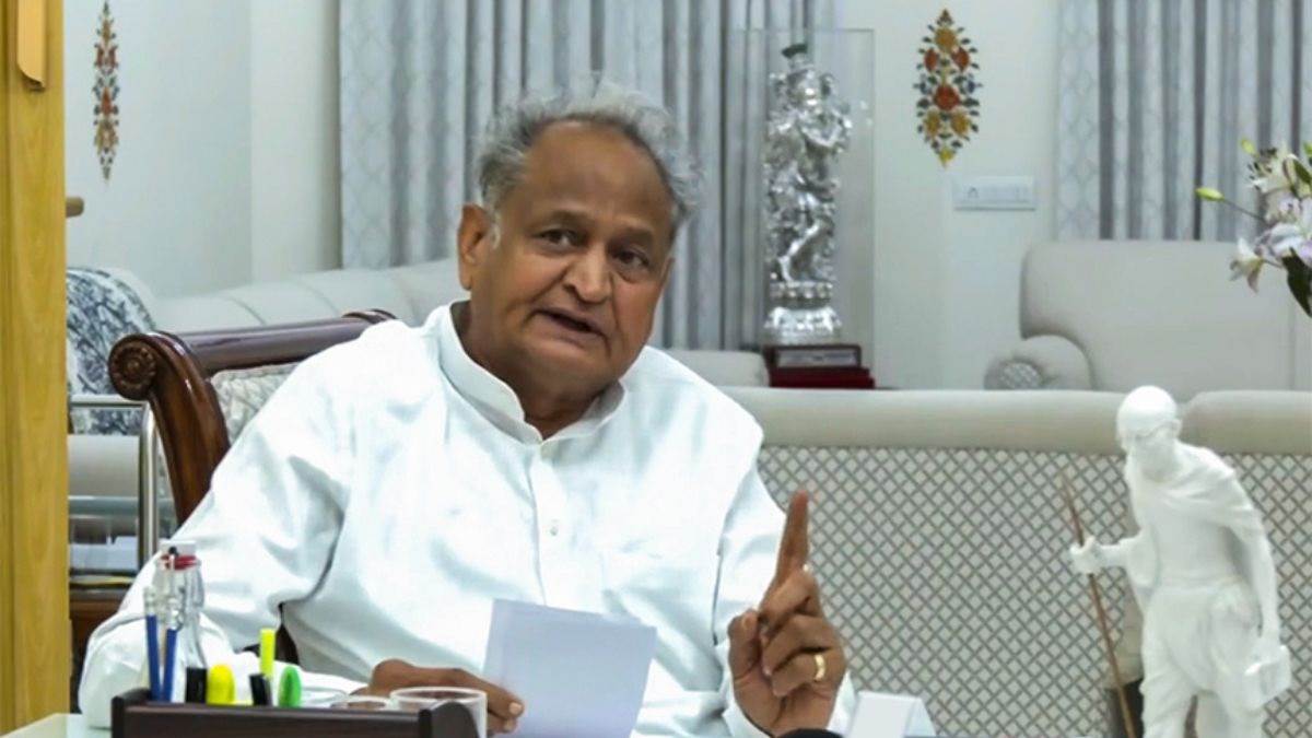 https://www.jagranimages.com/images/newimg/05062024/05_06_2024-ashok_gehlot_2_23732524.jpg