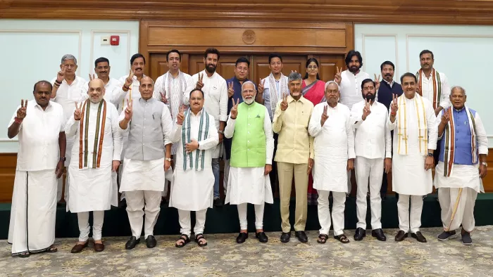 प्रधानमंत्री नरेंद्र मोदी बने राजग के नेता। फोटोः एएनआई