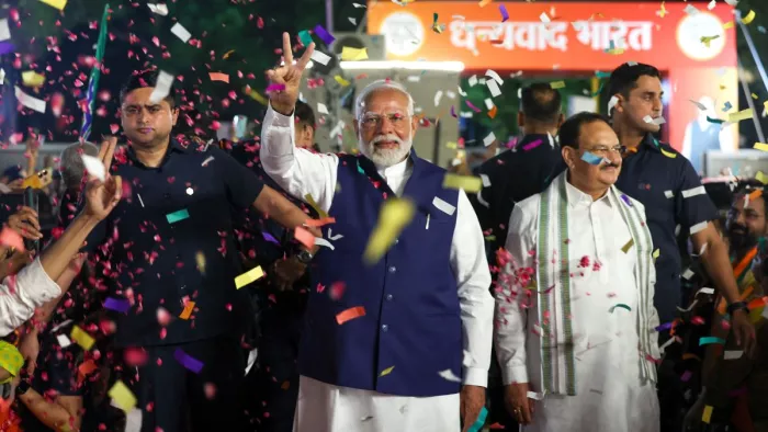 छह दशक के बाद पहली बार लगातार तीसरी बार जीत को बताया ऐतिहासिक। फोटोः एएनआई।