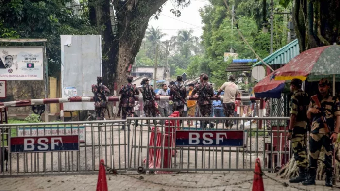 BSF जवान को बॉर्डर से अपहरण कर बांग्लादेश ले गए उपद्रवी, कुछ ही घंटों के बाद करना पड़ा रिहा; जानें पूरा मामला
