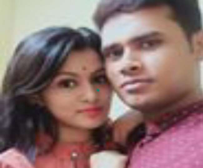 सीआइएसएफ के सब इंस्पेक्टर सुजीत पत्नी के साथ। फाइल फोटो।