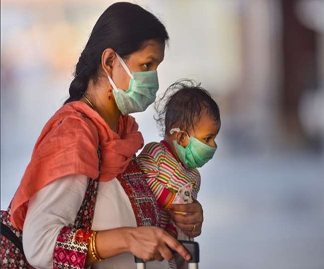 कोरोना से 723 नई मौतों के बाद कुल मौतों की संख्या 4,02,728 हो गई है।