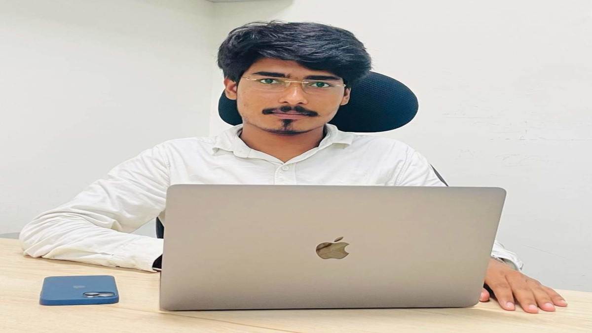 बी.टेक ड्रॉप होने के बाद बना सफल इंसान, जानें कैसे Rakesh Kumar