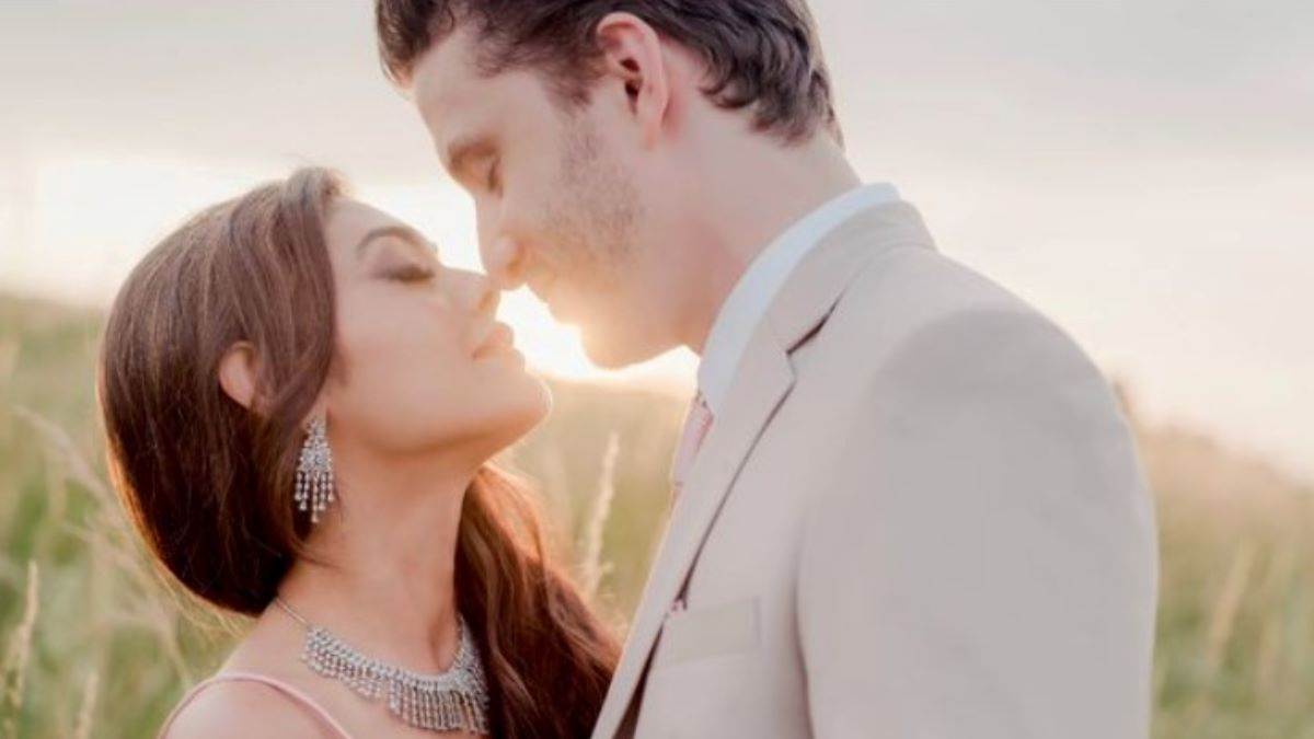 https://www.jagranimages.com/images/newimg/05072023/05_07_2023-michael_and_sreejita_de_23461723_103054279.jpg
