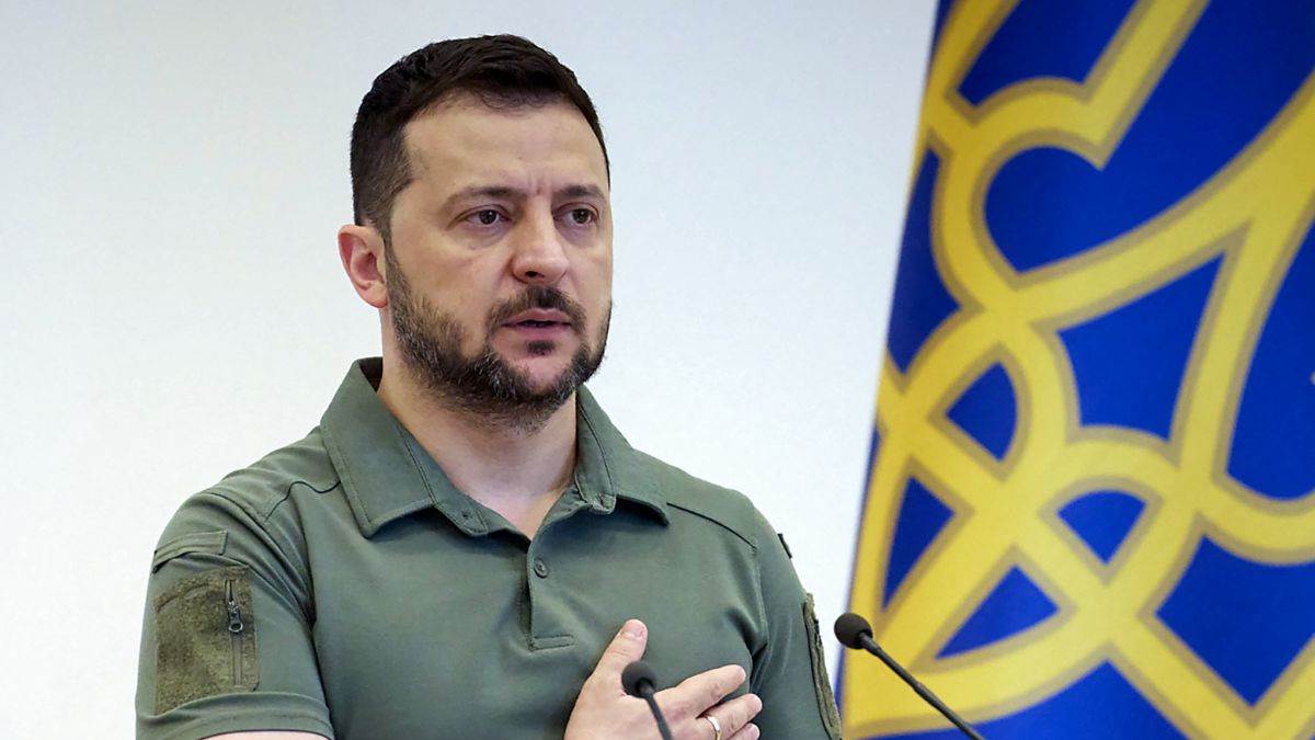 https://www.jagranimages.com/images/newimg/05072023/05_07_2023-volodymyr_zelensky_23461600.jpg