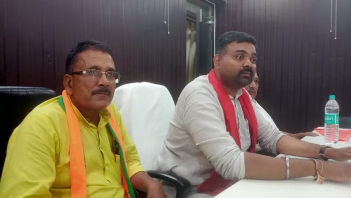 प्रेस वार्ता को संबोधित करते भाजपा के राष्ट्रीय प्रवक्ता गुरु प्रकाश। (जागरण)