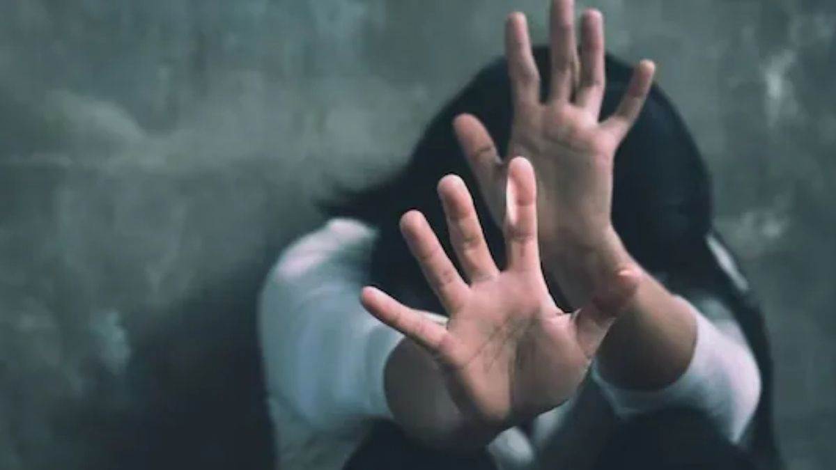 woman gang rape panipat station thrown on railway track leg chopped off train passed by