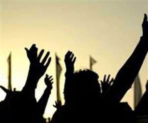 उत्तराखंड: वन निगम कर्मियों का अनिश्चितकालीन धरना शुरू।