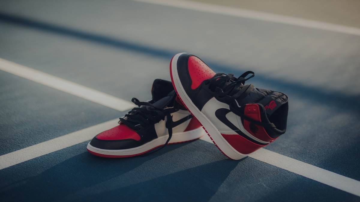 अमेज़न की फ्रीडम सेल शुरू होते ही आई गज़ब डील!! 62% छूट पर मिल रहा है Adidas और Nike Shoes का लेटेस्ट कलेक्शन