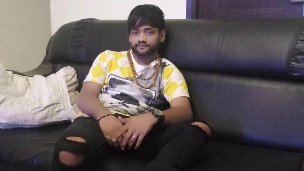 ncr delhi youth stab to death in sangam vihar