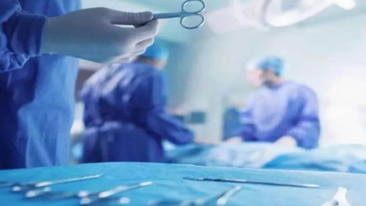 ncr patient had stone in right kidney doctors performed surgery on his left kidney