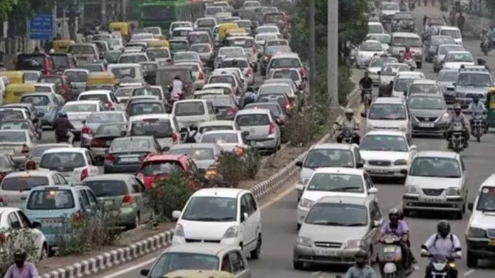 अब RC और DL में पता और मोबाइल नंबर अपडेट जरूरी (फाइल फोटो)