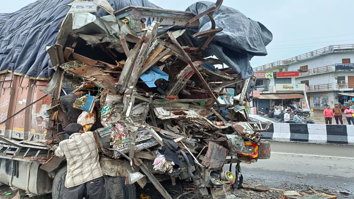 Barabanki News: सड़क हादसों में PRD जवान सहित दो की मौत, ड्यूटी से लौटते समय हादसे का हुआ शि‍कार