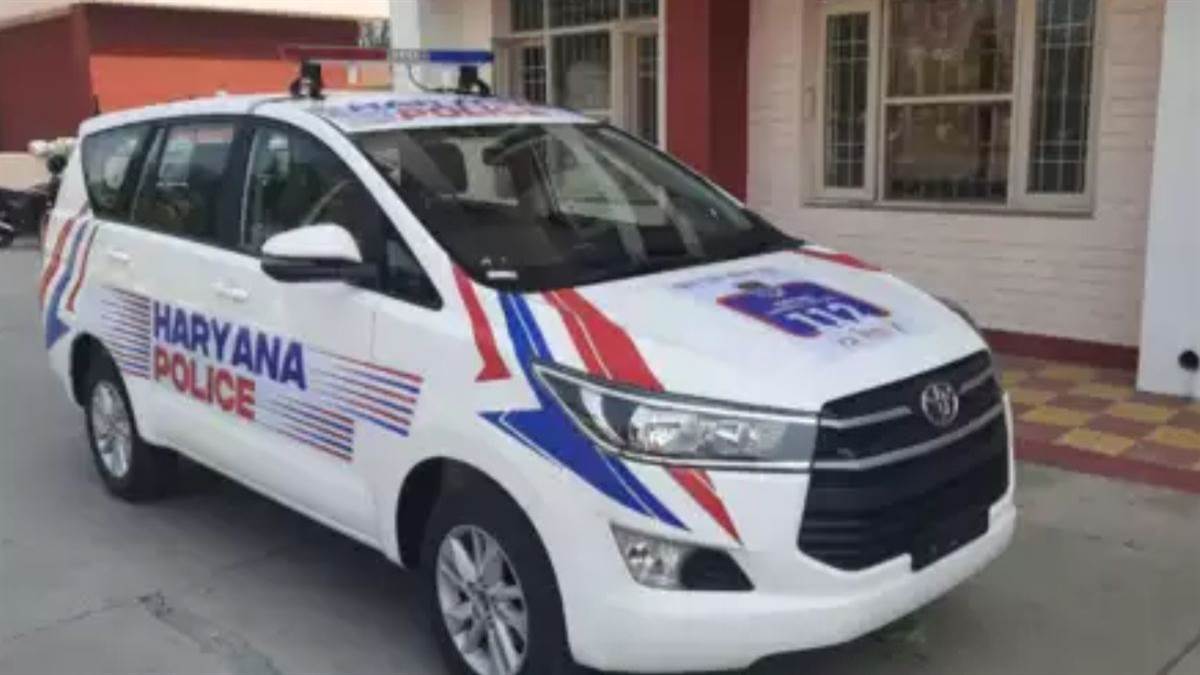 ncr gurgaon news auto driver suicide after send whatsapp message to wife