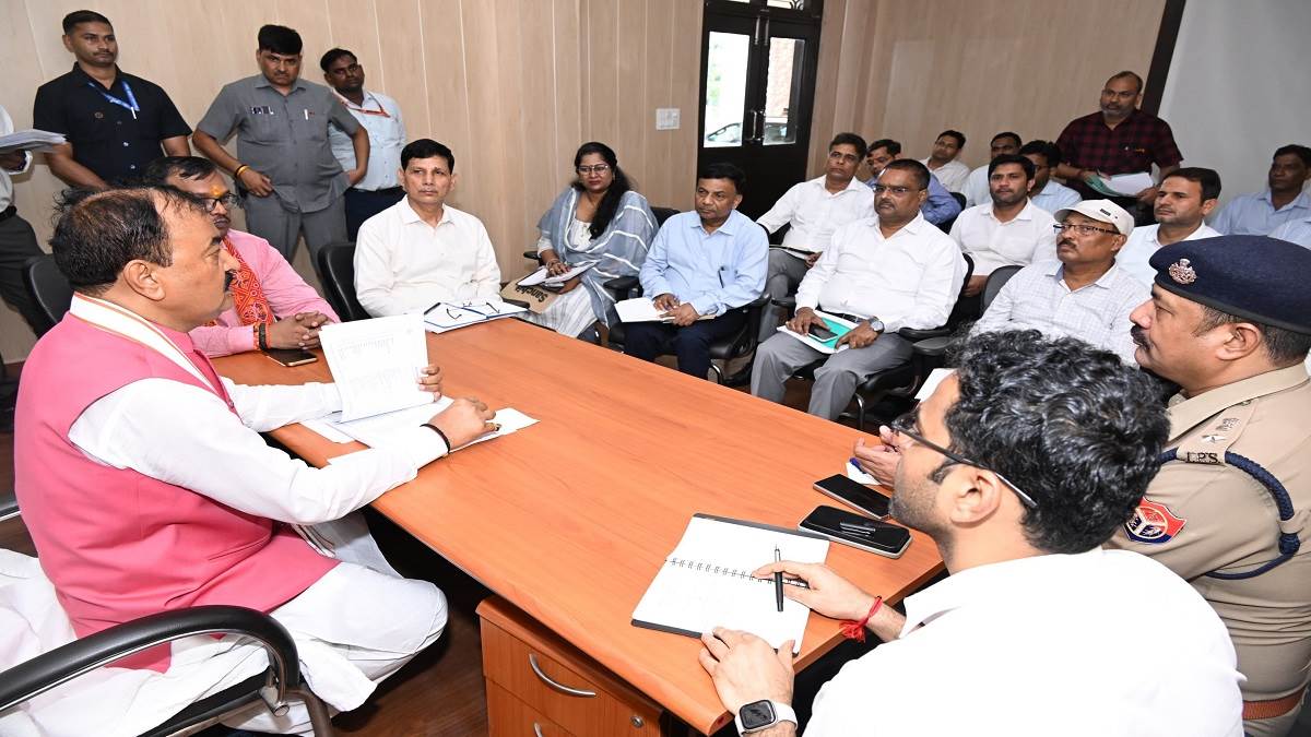 https://www.jagranimages.com/images/newimg/05082025/05_08_2025-keshav_maurya_24004618.jpg