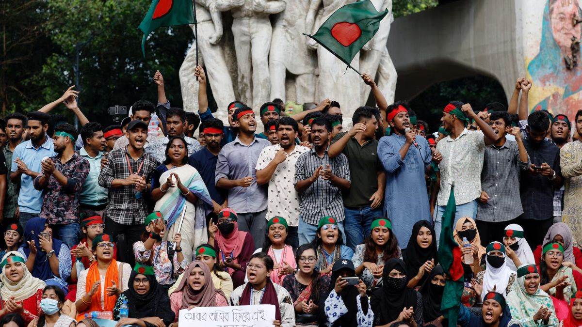 https://www.jagranimages.com/images/newimg/05082025/05_08_2025-rally_on_one_year_student_protest_in_bangladesh_24004714.jpg