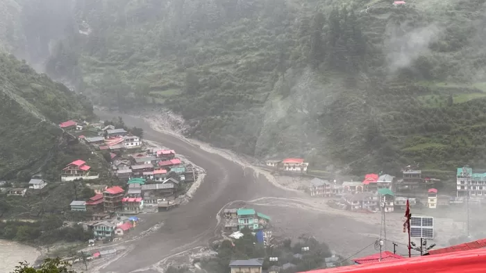 बादल फटने की सूचना मिलते ही सेना ने 15 मिनट में संभाला मोर्चा, 20 लोगों की बचाई जान
