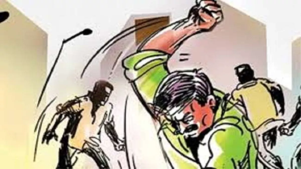 Madhya Pradesh News: पुलिस थाने में रिपोर्ट लिखाने गई दुष्कर्म पीड़िता की पिटाई, बेहोश हाेने तक बरसाए गए पट्‌टे
