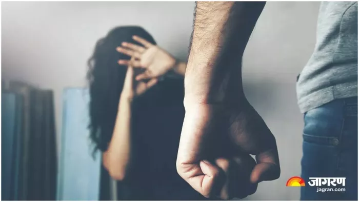 मंगेतर से मिलने स्पा सेंटर पहुंची युवती से मारपीट, जमकर हुआ हंगामा (प्रतीकात्मक तस्वीर)