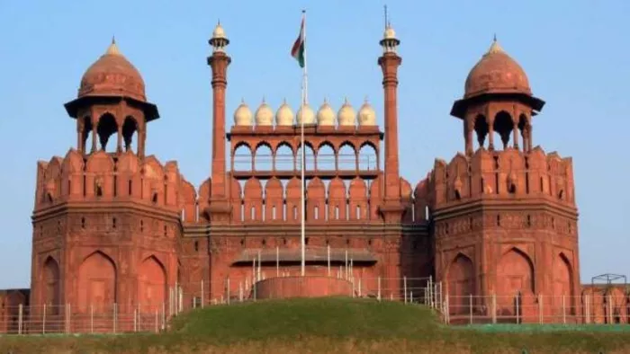 Delhi: 12 दिसंबर, 1911 को दिल्ली को भारत की राजधानी बनाने की घोषणा कर दी गई थी।