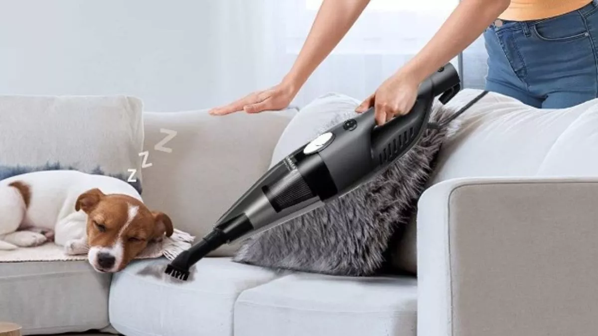 घर की चकाचक सफाई के लिए ये हैं टॉप 5 हैंड Vacuum Cleaner, झाड़ू की नहीं पड़ेगी जरूरत, यहां जानें फीचर्स और कीमत