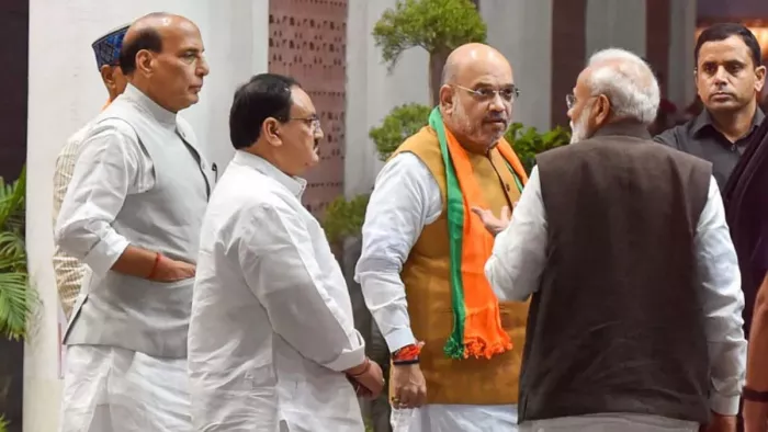 भाजपा में फूटे बगावत सुर, 26 पदाधिकारियों ने दिए इस्तीफे