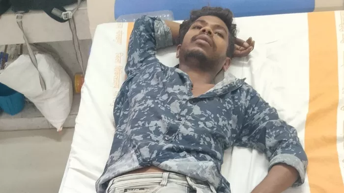 जिलाअस्प्ताल में भर्ती बदमाश प्रिंस। सौ: इंटरनेट मीडिया