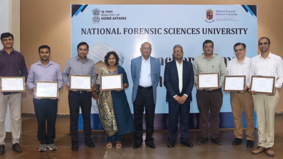 https://www.jagranimages.com/images/newimg/05092024/05_09_2024-nfsu_gandhinagar_23791815.jpg