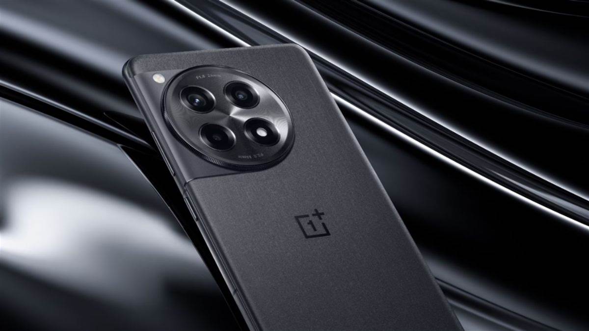 https://www.jagranimages.com/images/newimg/05092024/05_09_2024-oneplus_12r_4_23791678.jpg
