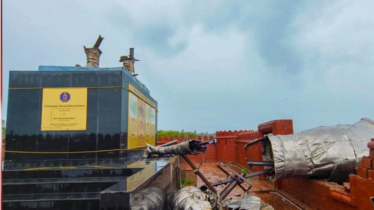 shivaji statue collapse wife of sculptor jaideep apte support the police in the arrest maharashtra chatrapati shivaji maharaj