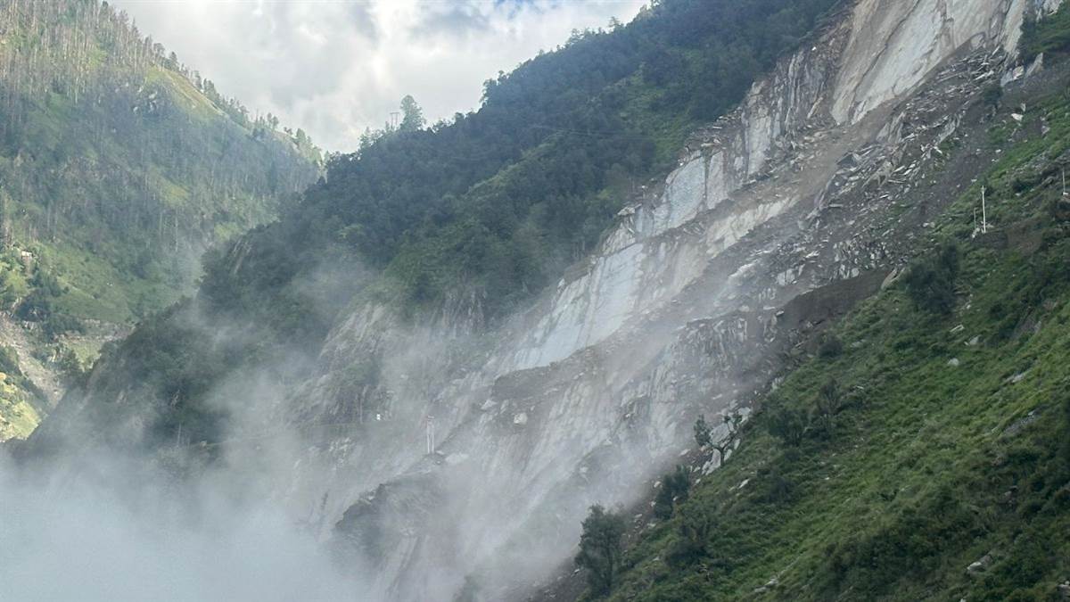 https://www.jagranimages.com/images/newimg/05092025/05_09_2025-chamba_5_24037092.jpg