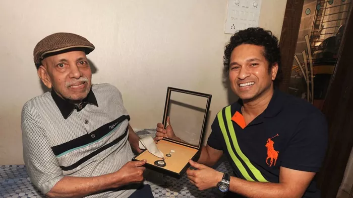 सचिन तेंदुलकर ने टीचर्स डे पर आचरेकर सर को किया याद