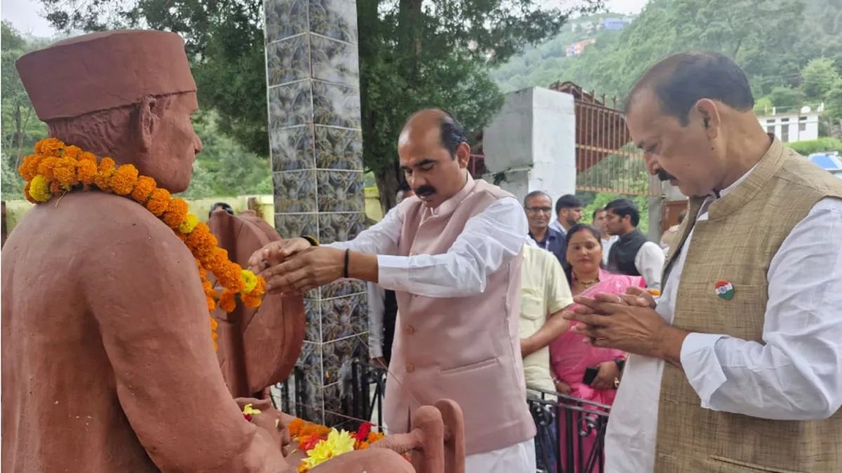 खुमाड़ क्रांति बलिदान दिवस: सीएम धामी ने स्वतंत्रता सेनानियों को किया नमन, की मछोड़ में चिकित्सालय भवन की घोषणा