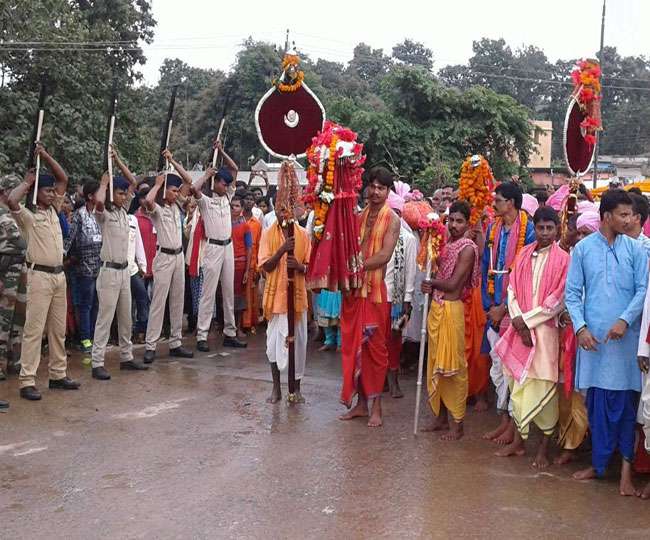 Bastar Dussehra दुनिया के इस अनोखे दशहरे में ‘पधारेंगे’ 600 से अधिक