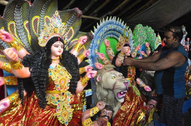 https://www.jagranimages.com/images/newimg/05102021/05_10_2021-05jpr_4_05102021_246_22086618_223645.jpg