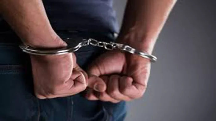 Rishikesh Crime : पुलिस कॉल सेंटर से भागे युवती और युवकों से पुलिस पूछताछ कर रही है।