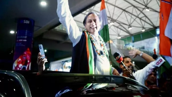 कांग्रेस नेता शशि थरूर (फोटो सोर्स: ट्विटर)