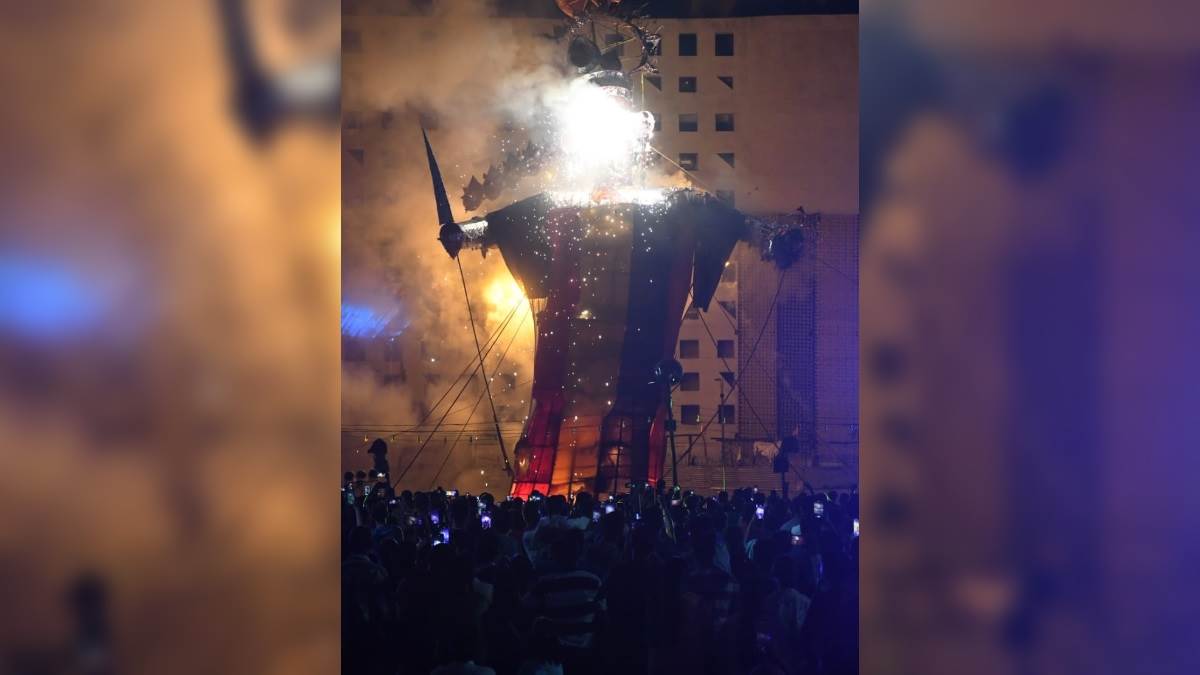 kanpur ravana dahan ravana effigy burnt in the ramlila maidan fireworks spread a beautiful shade