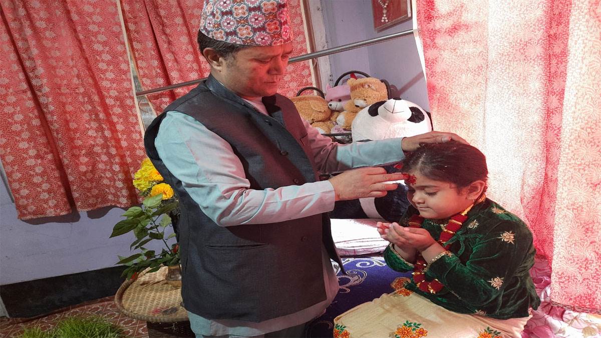 https://www.jagranimages.com/images/newimg/05102022/05_10_2022-tika-festival-gorkha-commun_23120280.jpg