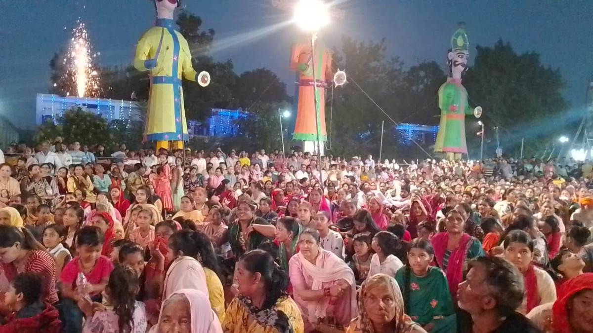 corona effigy burnt along with ravana kumbhakarna and meghnad in una