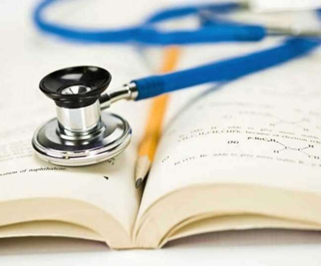 MP में अब हिंदी में होगी MBBS की पढ़ाई, गृहमंत्री अमित शाह करेंगे मेडिकल के हिंदी पाठ्यक्रम का शुभारंभ - MBBS will now be taught in Hindi in MP Home Minister Amit
