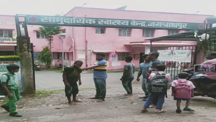 जगन्नाथपुर : ग्रामीणों द्वारा धर दबोचा गया प्रेमी।