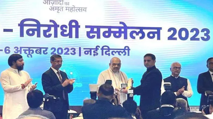 पुलवामा हमले में पाक की साजिश को बेनकाब करने वाले NIA अधिकारी गृहमंत्री पदक से सम्मानित।