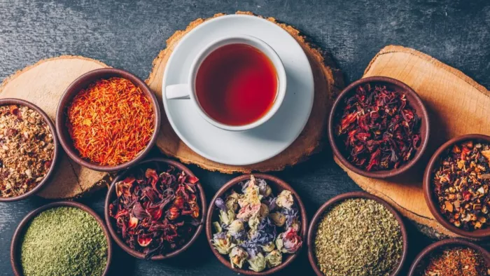 Tea For Better Sleep: रात में सोना चाहते हैं चैन की नींद, तो पिएं ये चाय