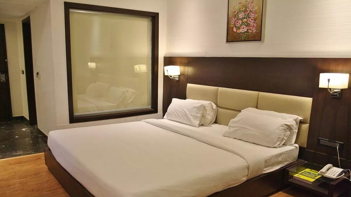 https://www.jagranimages.com/images/newimg/05102023/05_10_2023-hotel_23548284.jpg