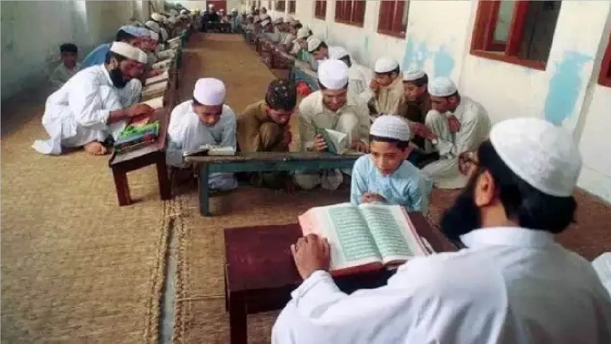 https://www.jagranimages.com/images/newimg/05102023/05_10_2023-rajasthan_madarsa_board_recruitment_23547689.jpg