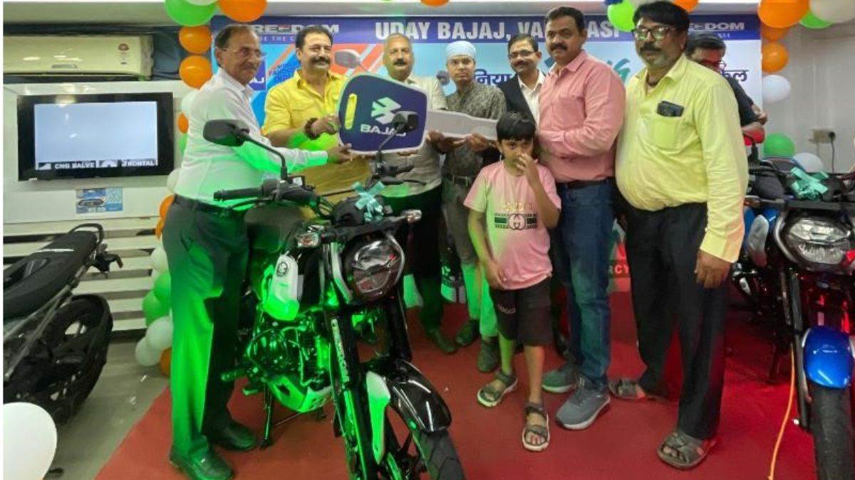 https://www.jagranimages.com/images/newimg/05102024/05_10_2024-bajaj_freedom_125_23810493.jpg