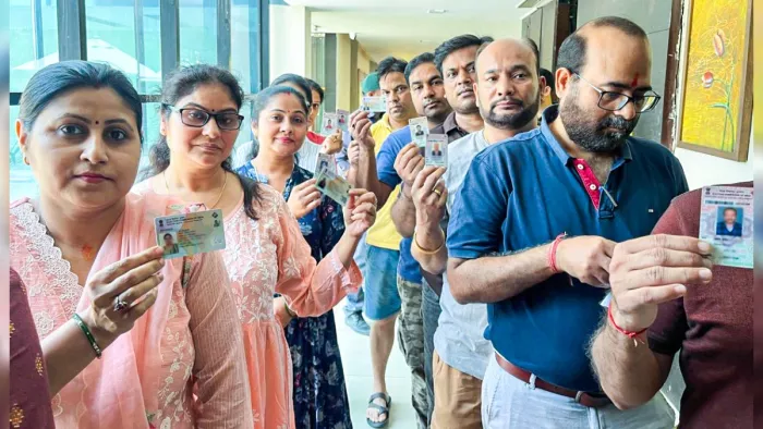हरियाणा में आज सभी सीटों पर मतदान हो गया है